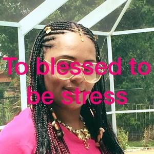 Meet your Posher, Latoya